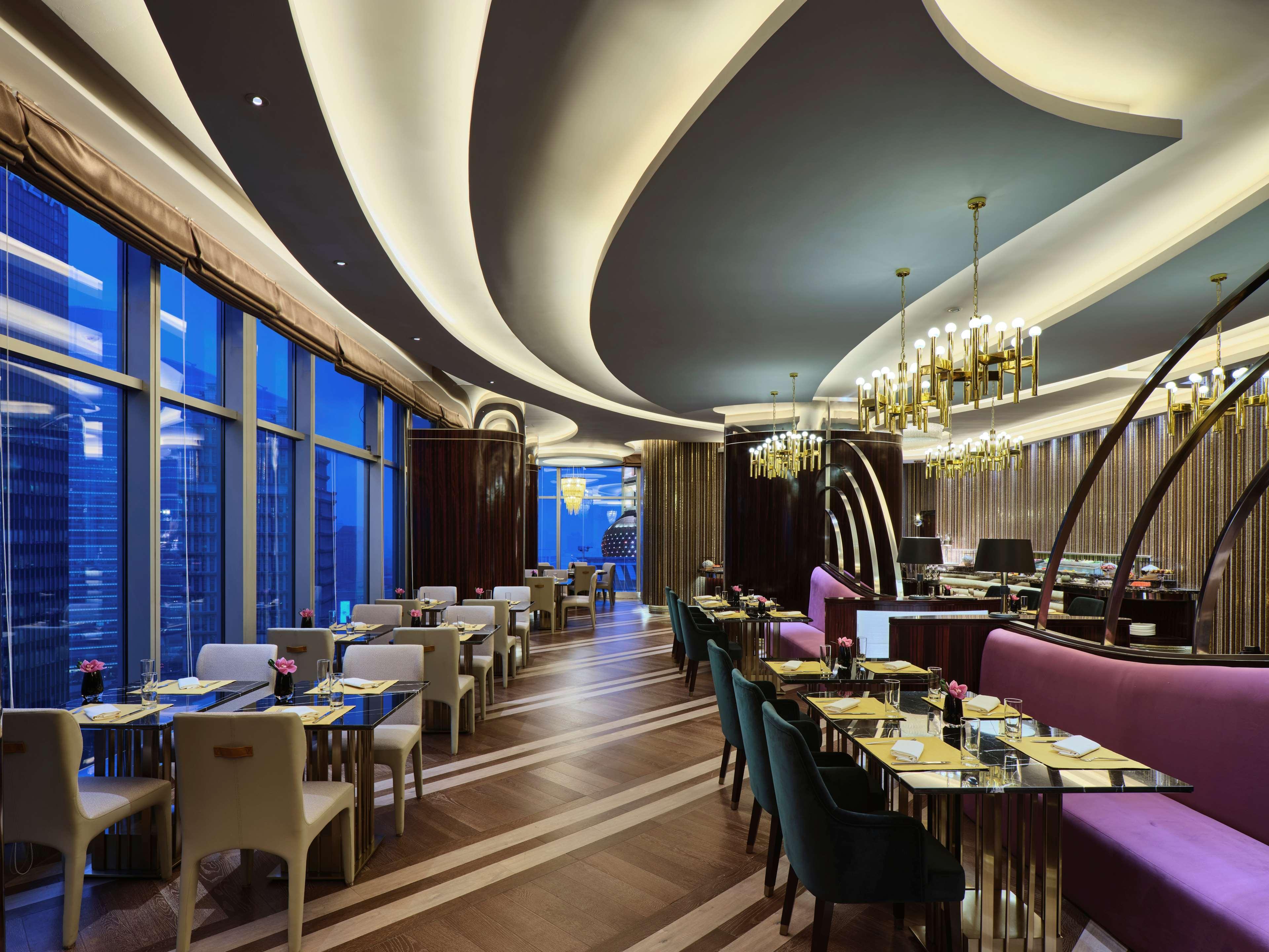 Hotel Grand Kempinski 5*